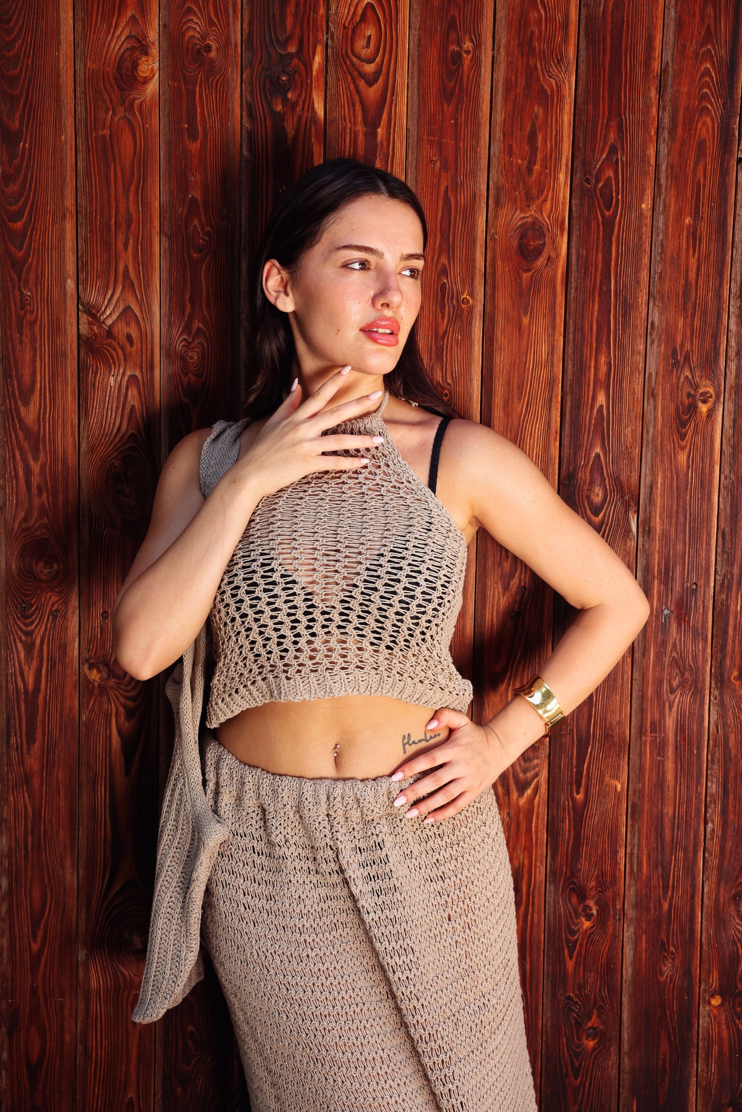 BEIGE BACKLESS TOP
