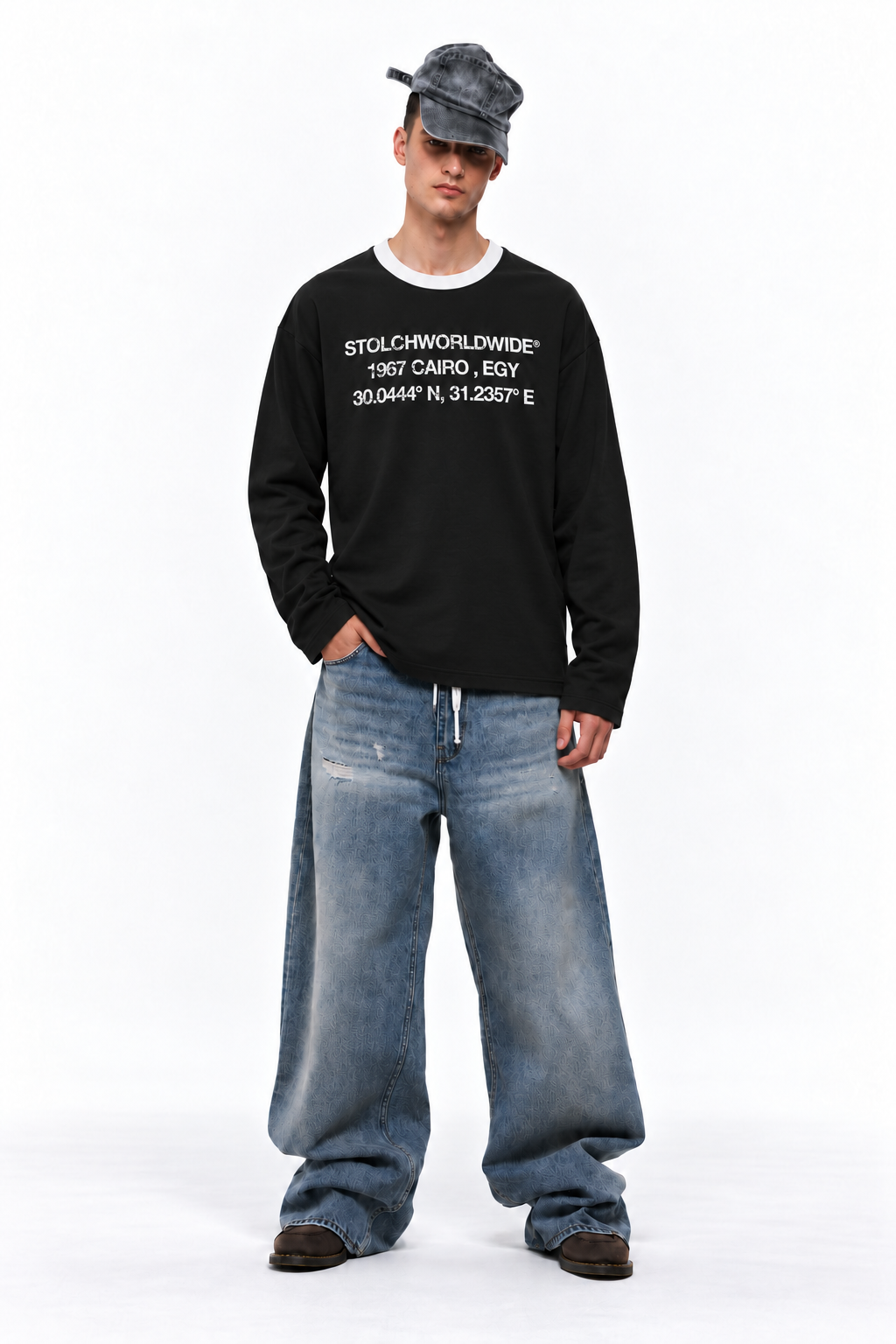 STOLCH 1967 Cairo Long Sleeve — Black with white collar, front
