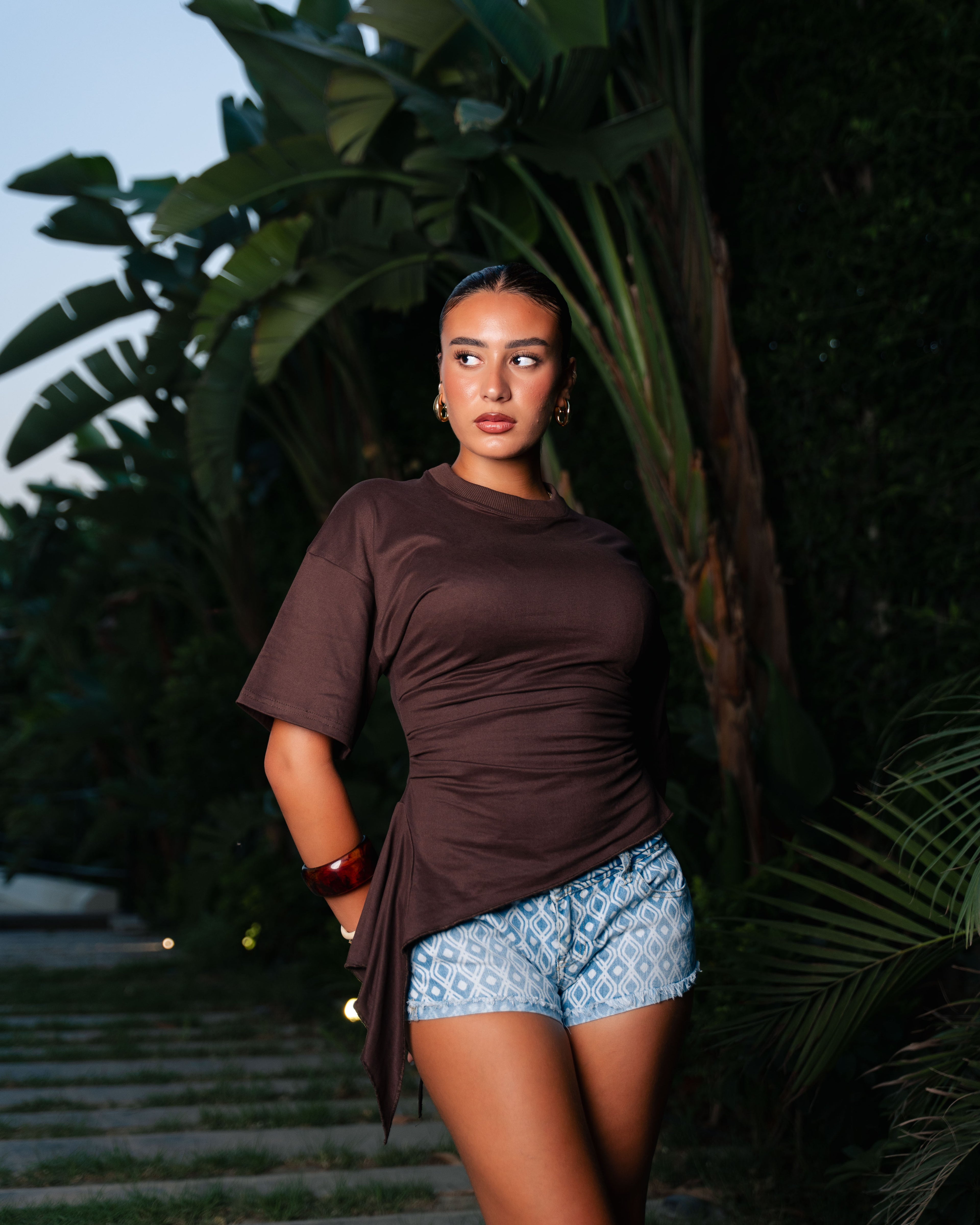 brown v cut tee