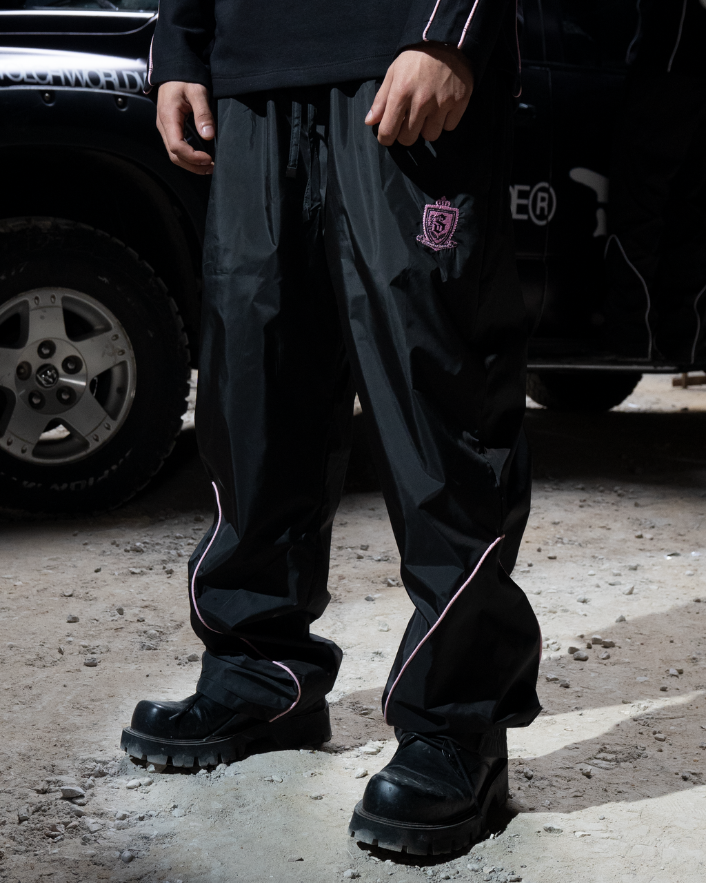TOP LEAGUE PARCHUTE PANTS IN PINK