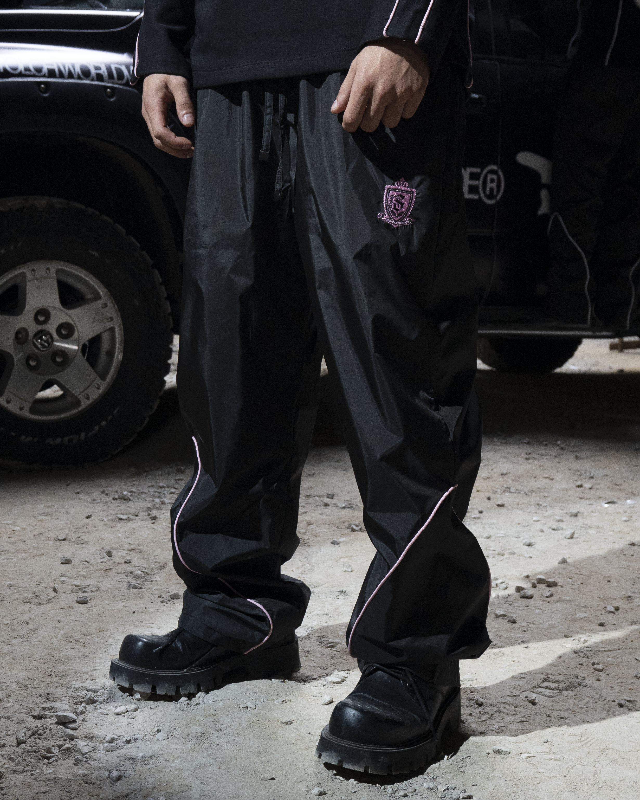 TOP LEAGUE PARCHUTE PANTS IN PINK