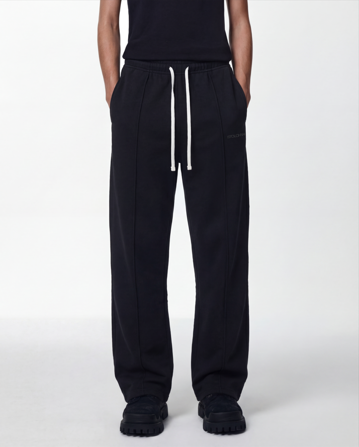 CORE SWEATPANTS IN BLACK