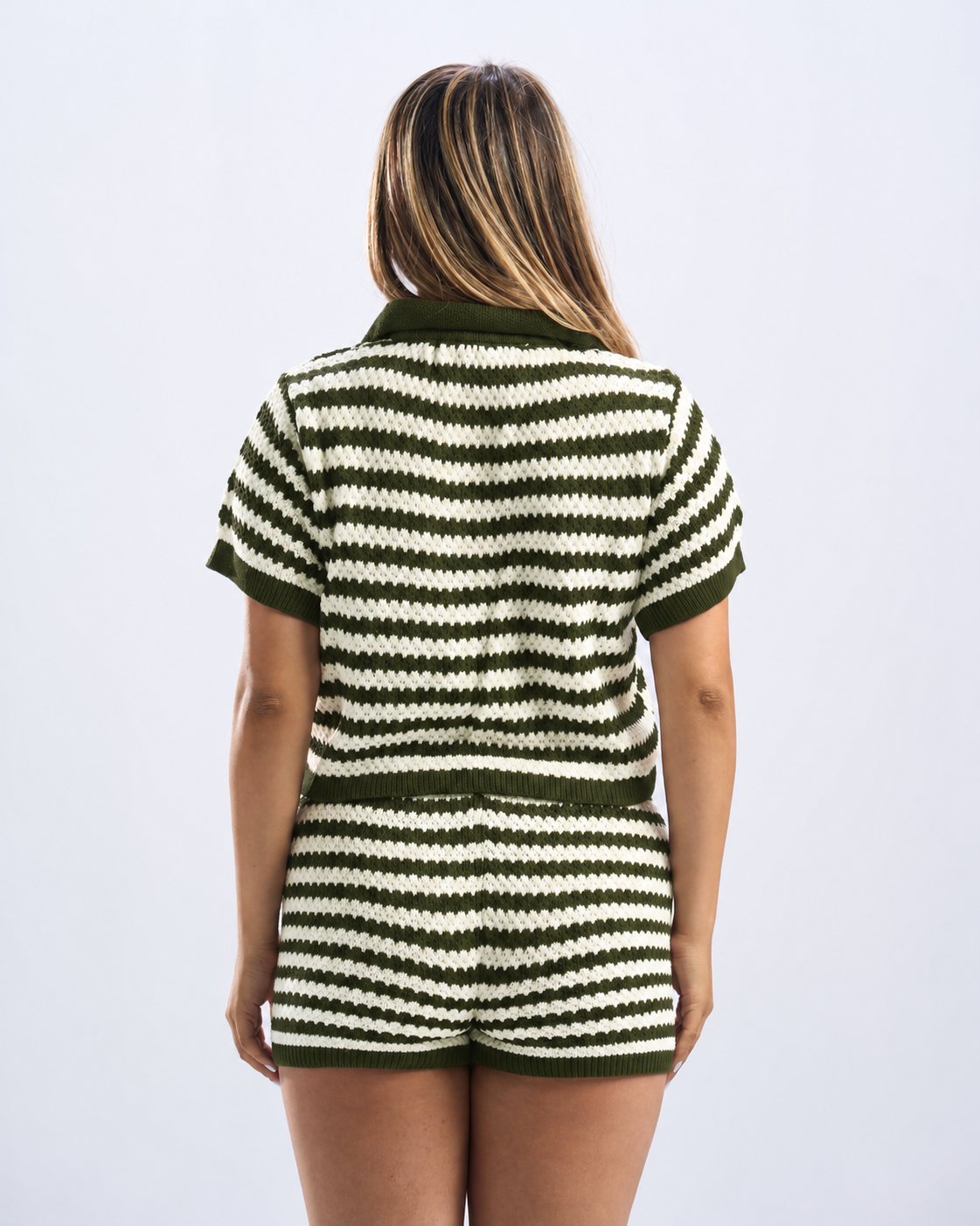 Olive X White beach set