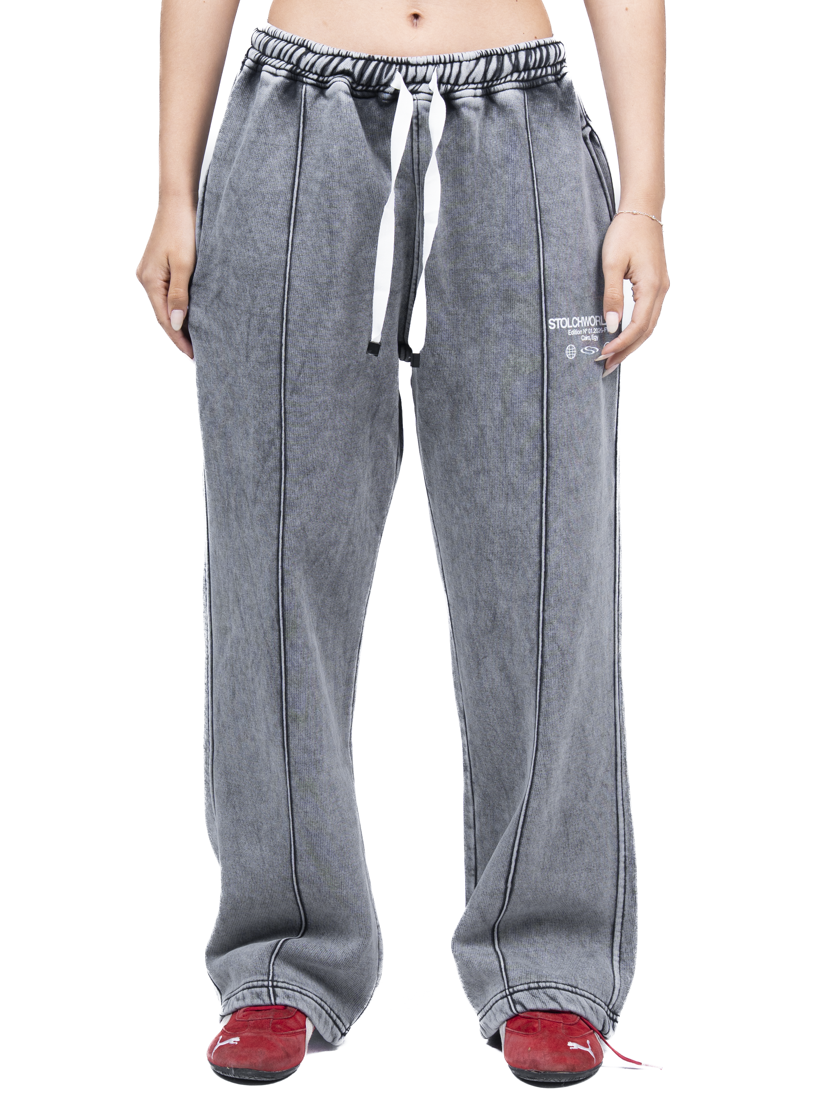 CORE SWEATPANTS IN WASHED GREY