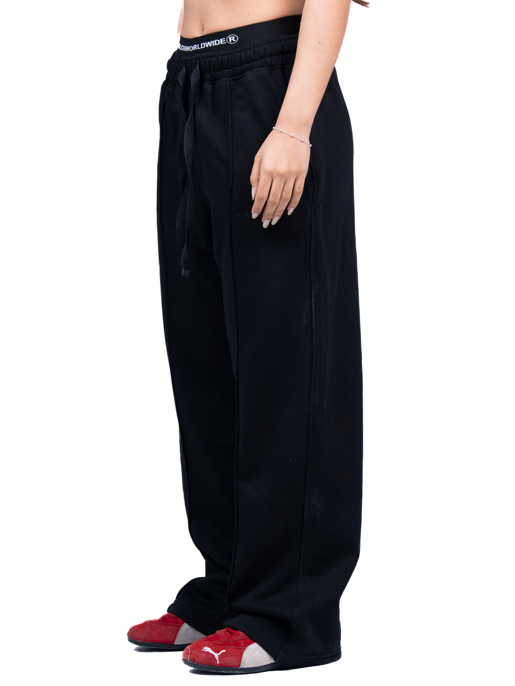 CORE SWEATPANTS IN BLACK