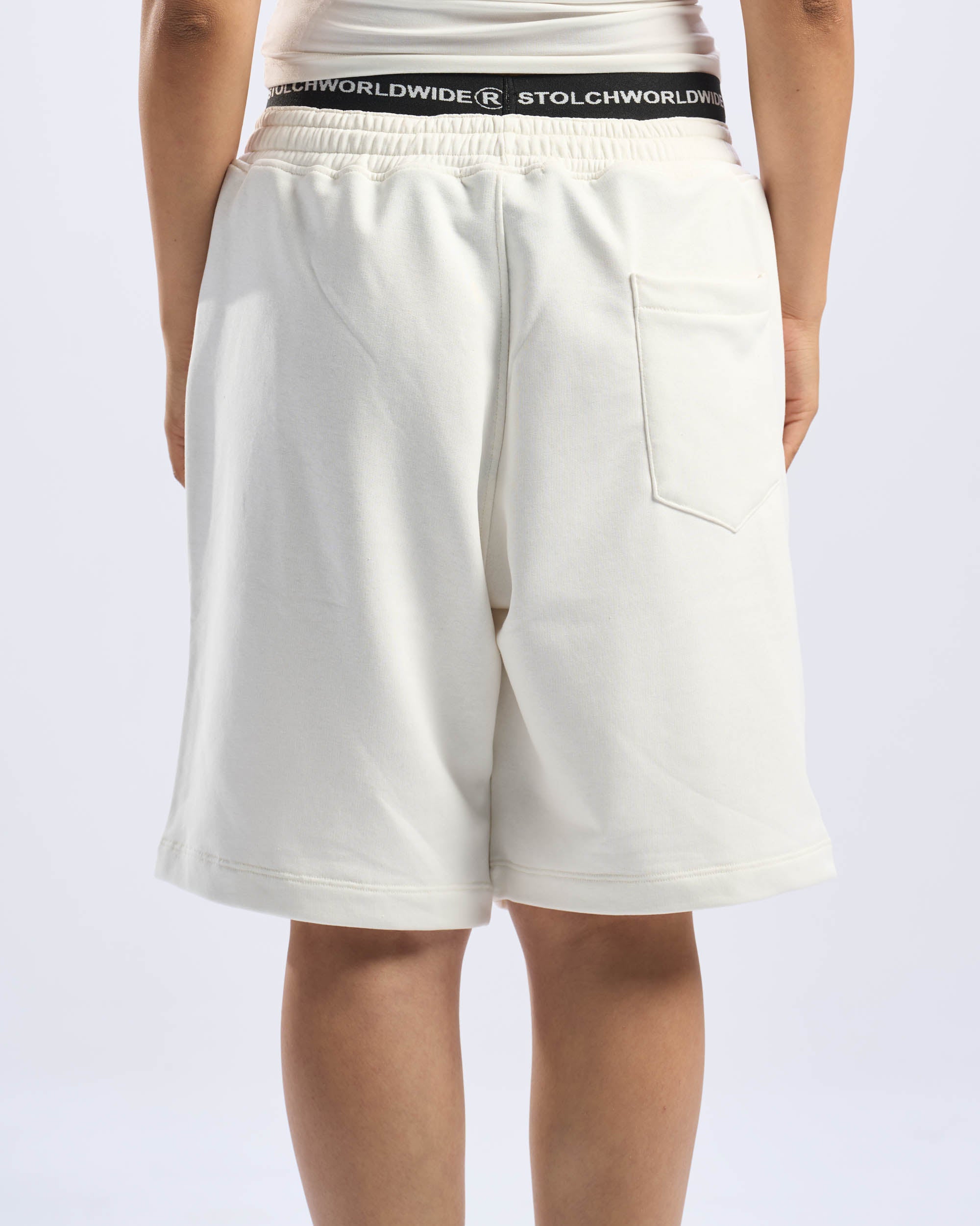 white basic short
