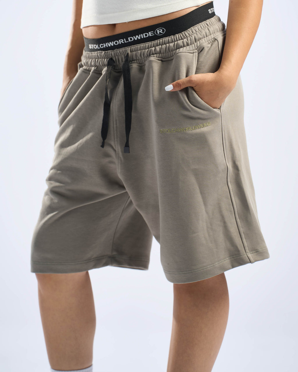 olive basic short