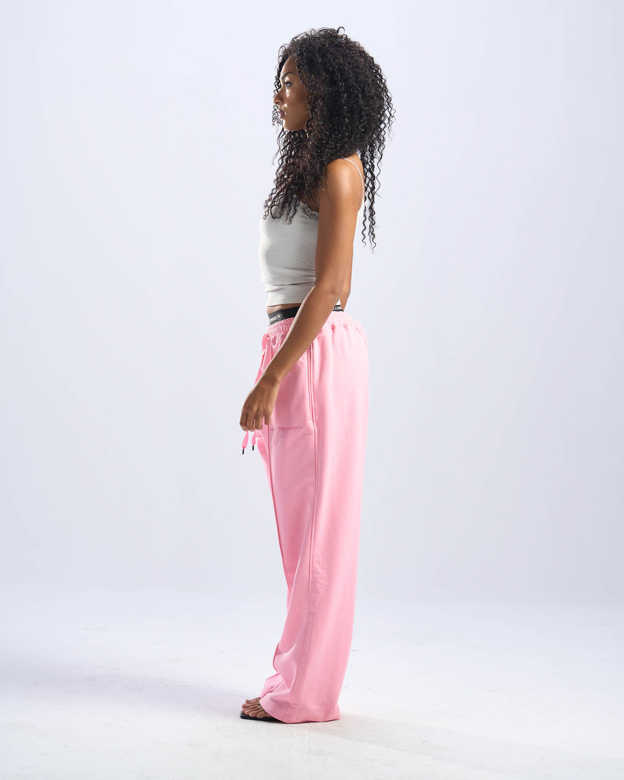 CORE SWEATPANTS IN PINK