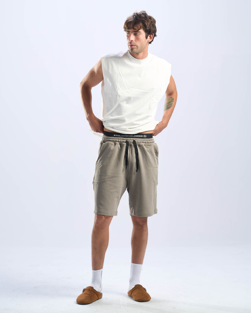 olive basic short