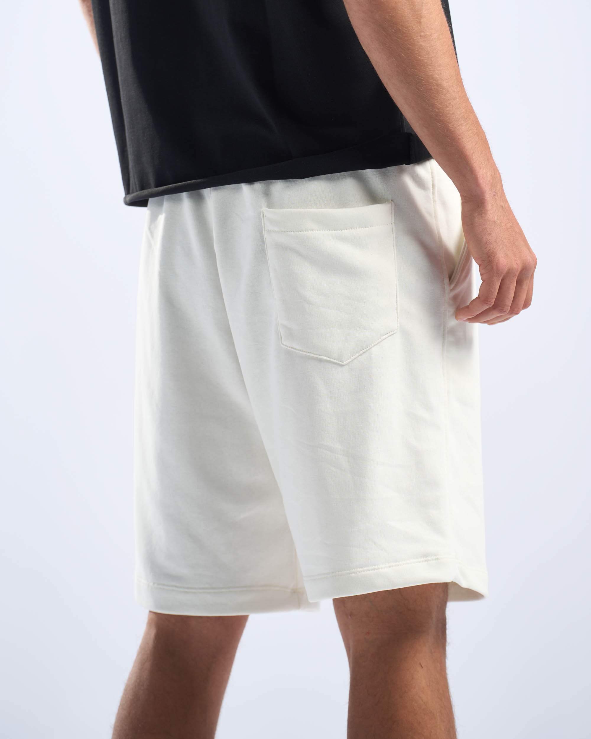 white basic short